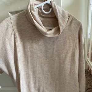 Lightweight sports hoodie